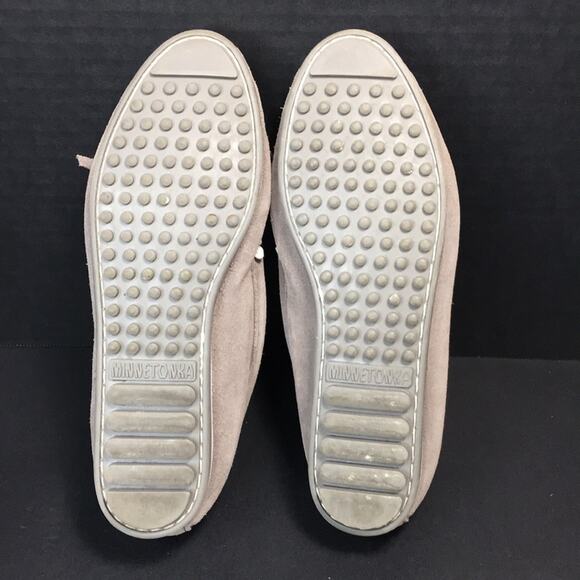 Minnetonka Kilty Plus‎ Hard sole Moccasins Gray Suede Women's Size 6 - Picture 8 of 12